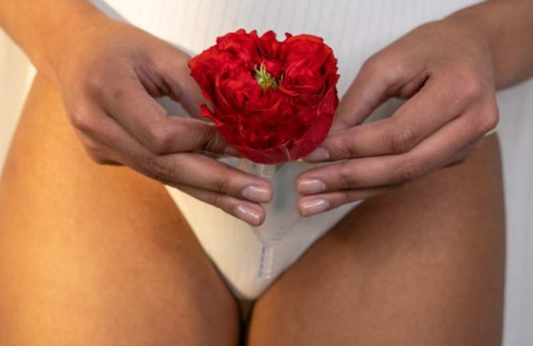 Remède de grand-mère contre les démangeaisons intimes : que retenir ?