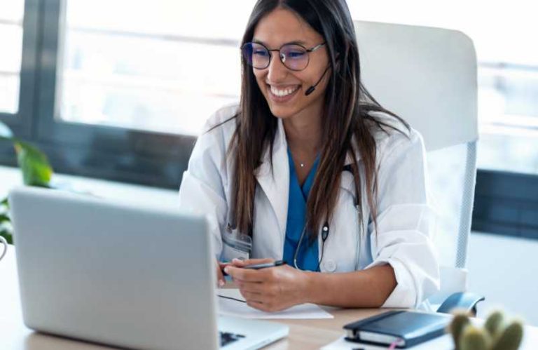 Formation DPC pour les infirmiers : où se faire former ?